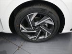 2025 Elantra Thumbnail 26