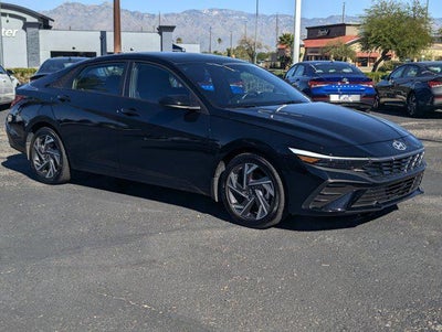2025 Hyundai Elantra SEL Sport 4DR Sedan