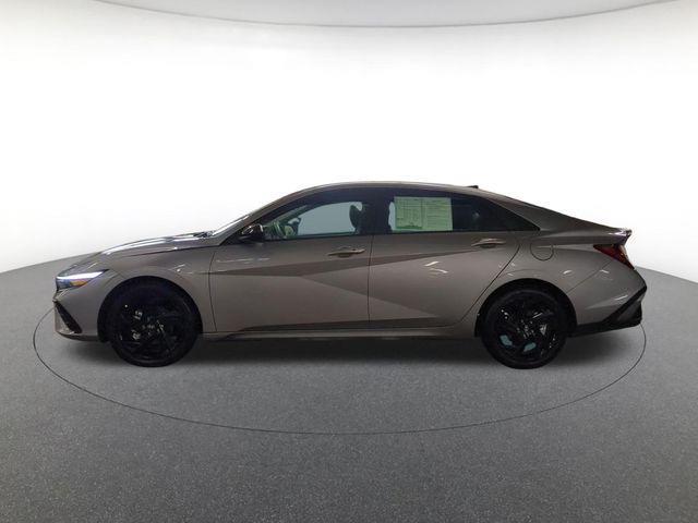 2026 Hyundai Elantra - $22,300