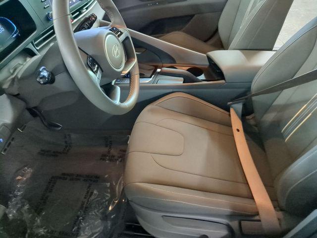2026 Hyundai Elantra - $22,300