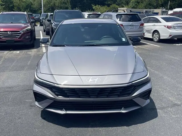 2026 Hyundai Elantra - $22,500