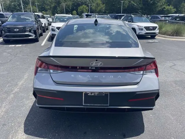 2026 Hyundai Elantra - $22,500