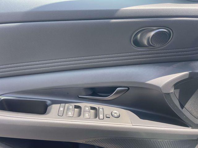 2026 Hyundai Elantra - $22,500