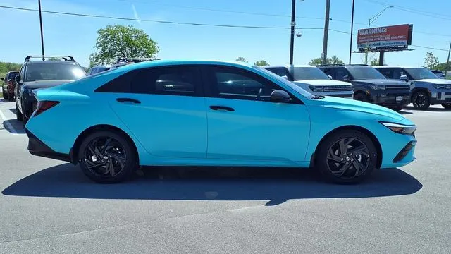 2026 Hyundai ELANTRA SEL Sport