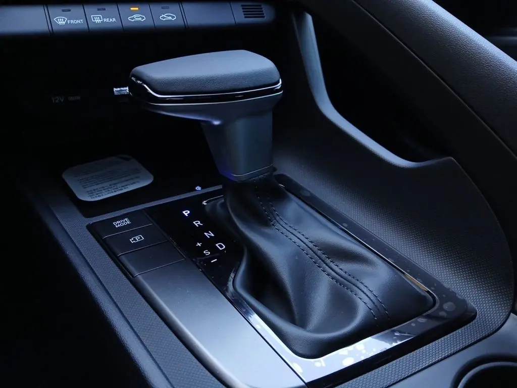 2026 Hyundai Elantra - $25,235