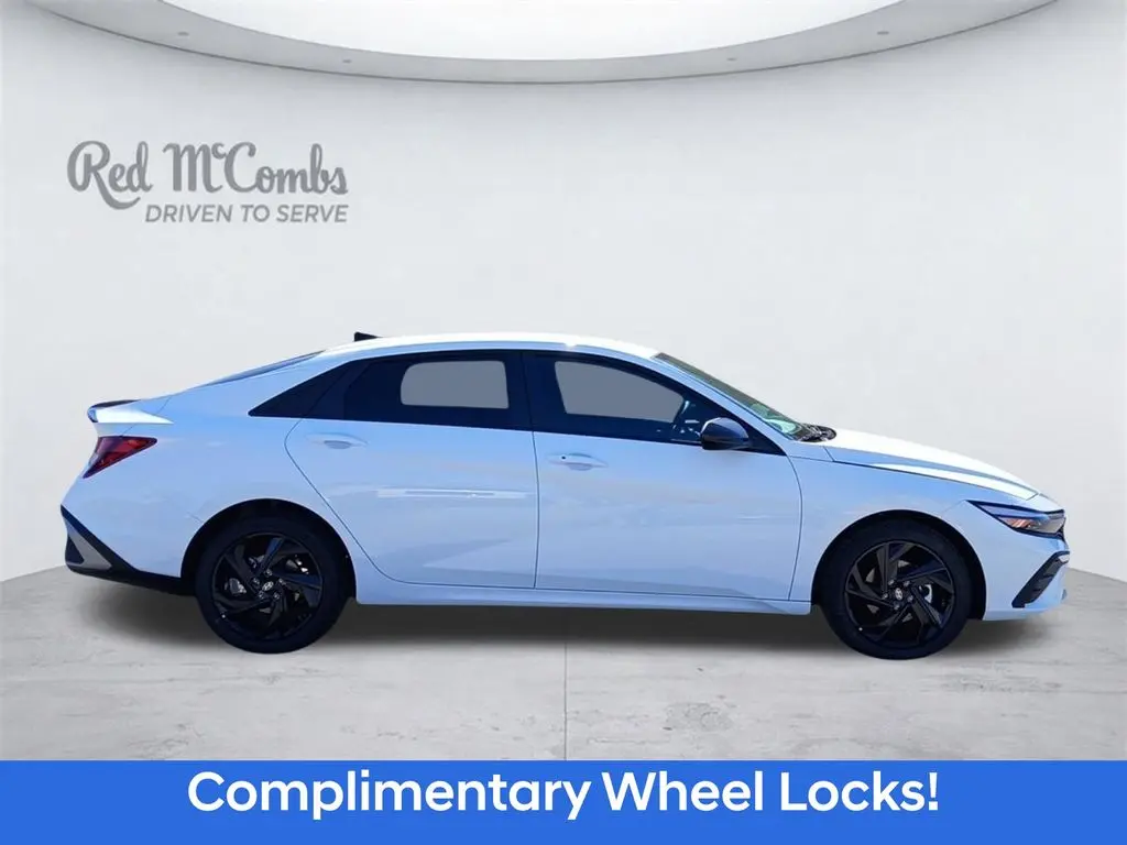 2026 Hyundai Elantra - $25,235