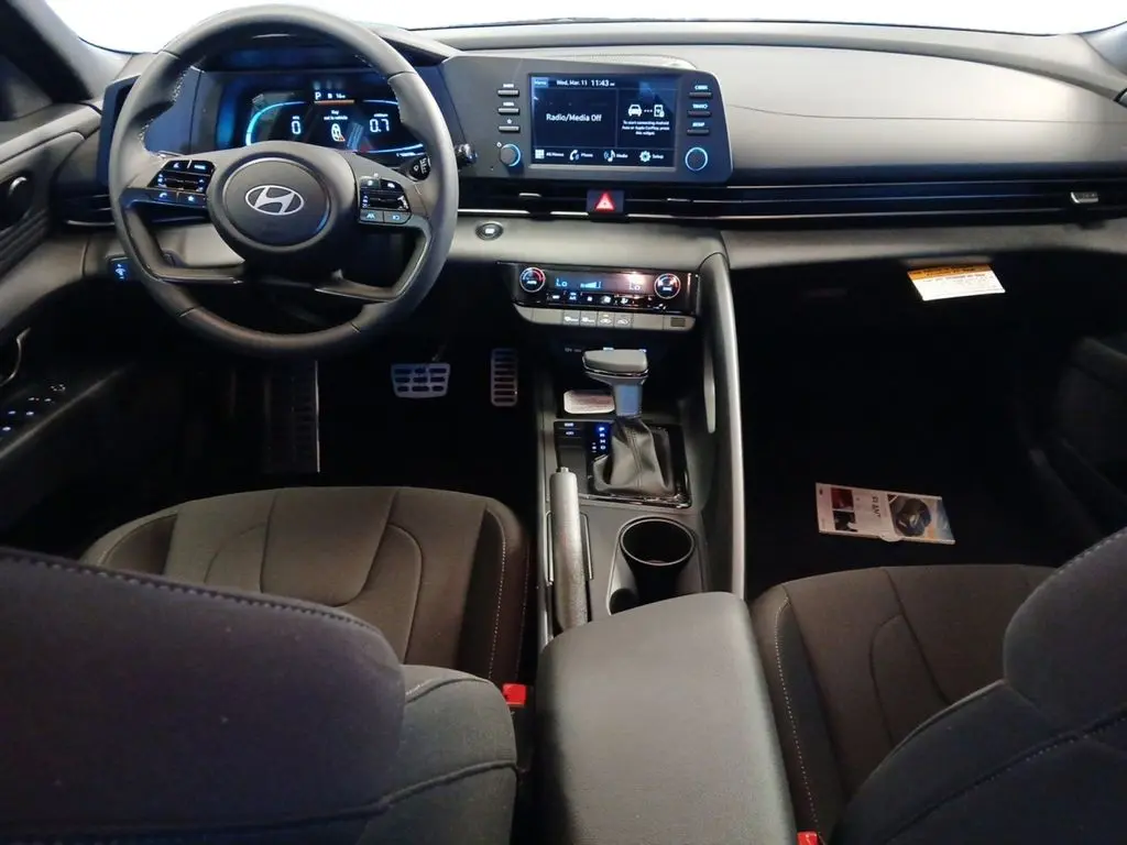 2026 Hyundai Elantra - $25,235