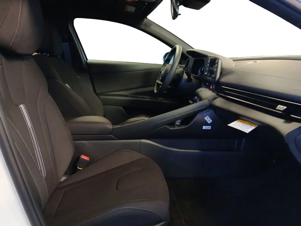 2026 Hyundai Elantra - $25,235