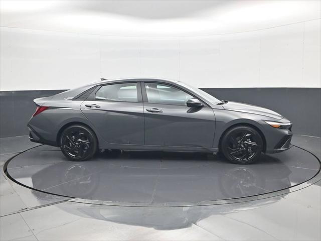 2026 Hyundai Elantra - $23,396