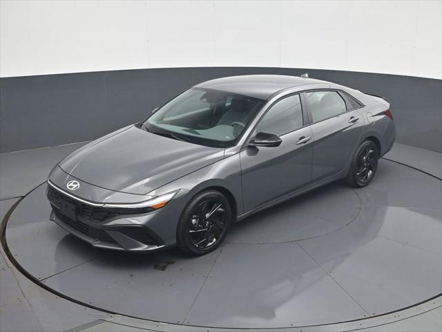 2026 Hyundai Elantra - $23,396