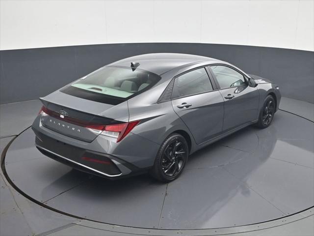 2026 Hyundai Elantra - $23,396