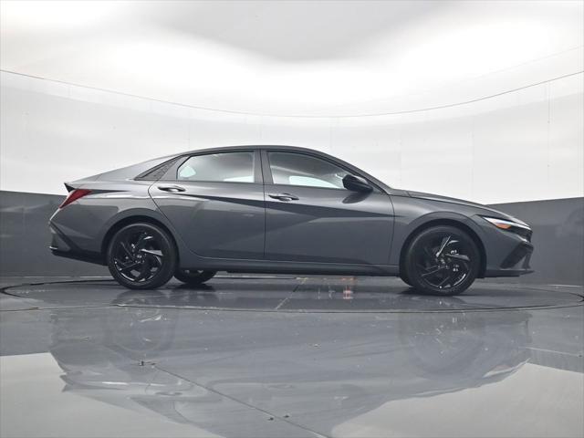 2026 Hyundai Elantra - $23,396