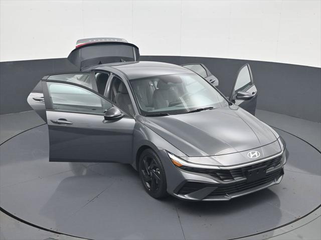 2026 Hyundai Elantra - $23,396