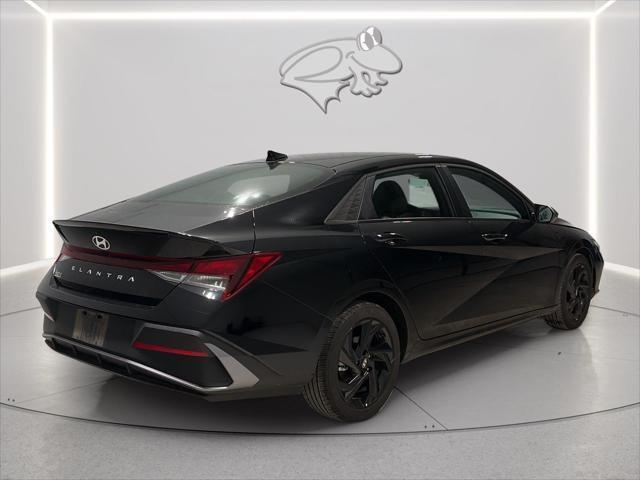 2026 Hyundai Elantra - $22,700