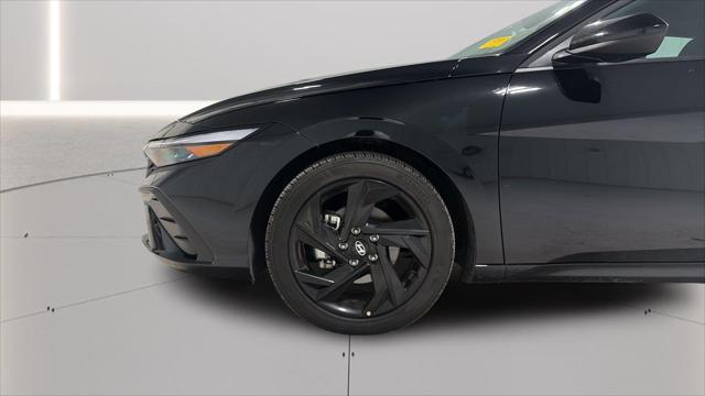 2026 Hyundai Elantra - $22,700