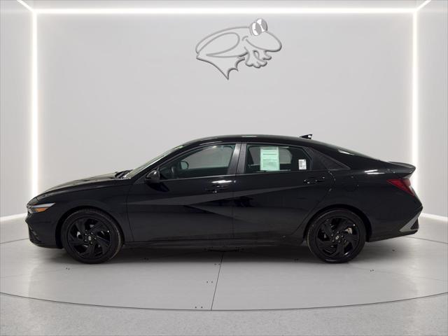 2026 Hyundai Elantra - $22,600
