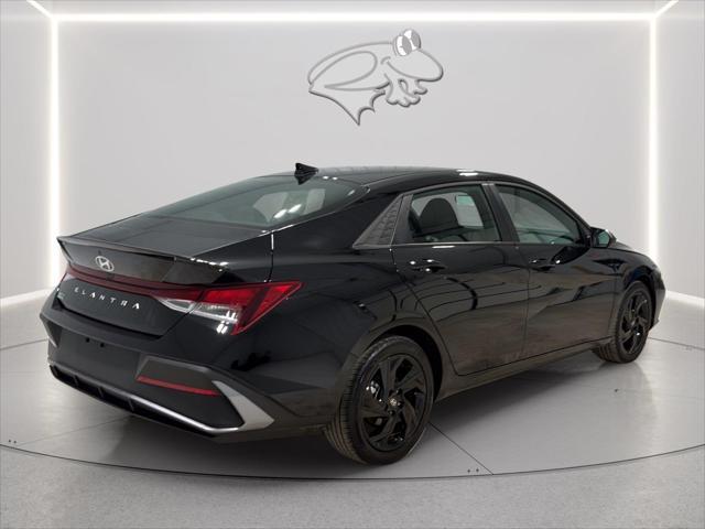 2026 Hyundai Elantra - $22,600