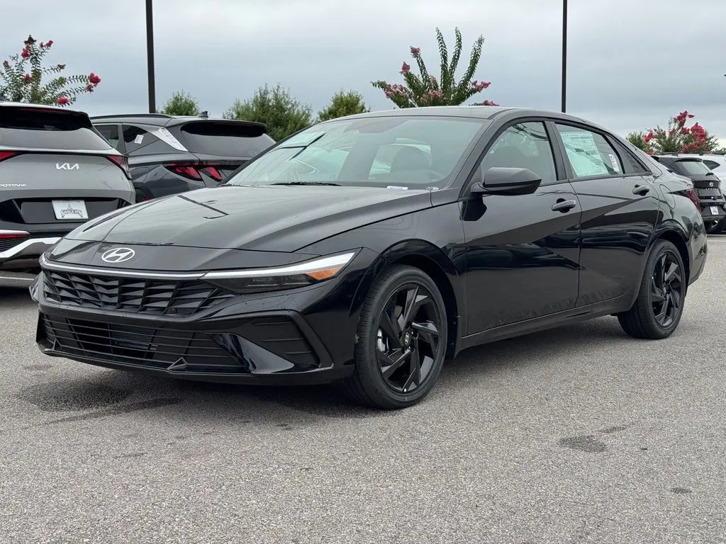 2026 Hyundai Elantra - $24,268