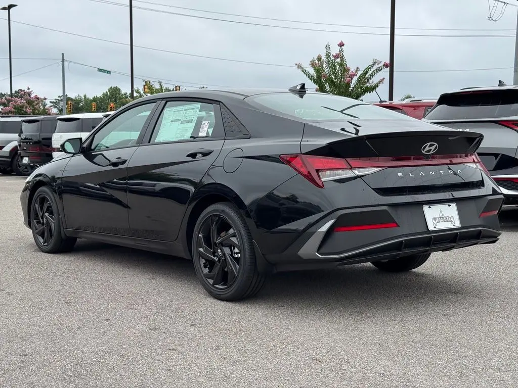 2026 Hyundai Elantra - $24,268