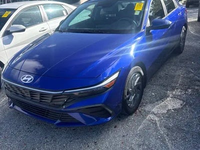 2024 Hyundai Elantra SEL 4DR Sedan
