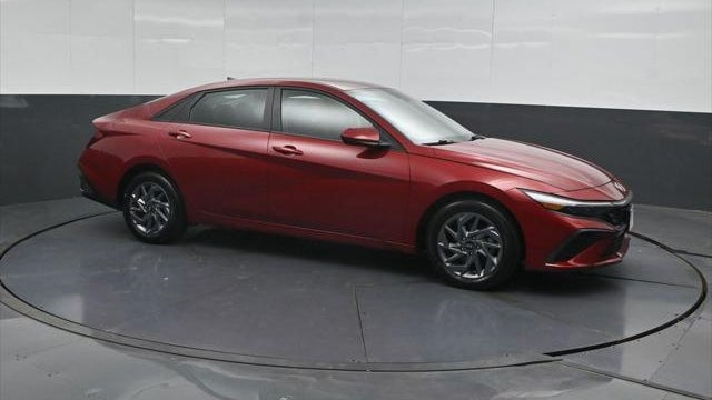 Preowned 2024 Hyundai ELANTRA SEL for Sale