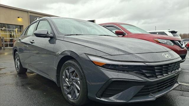 Preowned 2024 Hyundai ELANTRA SEL for Sale
