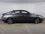 2024 Elantra Thumbnail 13