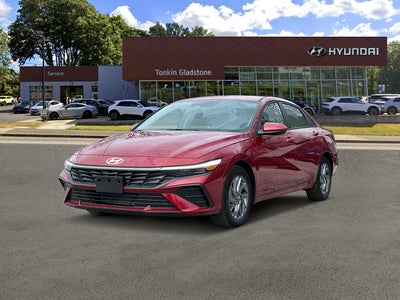 2024 Hyundai Elantra SEL 4DR Sedan