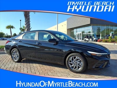 2024 Hyundai Elantra SEL 4DR Sedan
