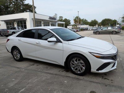 Photo of a 2024 Hyundai Elantra SEL 4DR Sedan for sale