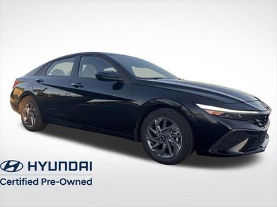 2024 Hyundai Elantra SEL 4DR Sedan