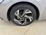 2025 Elantra Thumbnail 13