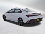 2025 Elantra Thumbnail 5