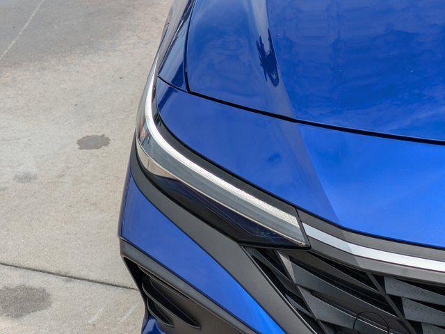 2025 Hyundai Elantra - $22,334