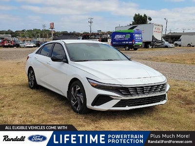 2025 Hyundai Elantra SEL Sport 4DR Sedan