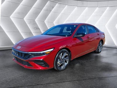 2025 Hyundai Elantra SEL Sport 4DR Sedan