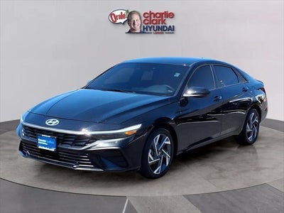 2025 Hyundai Elantra SEL Sport 4DR Sedan