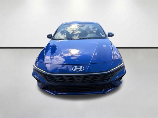 2025 Hyundai Elantra - $19,922