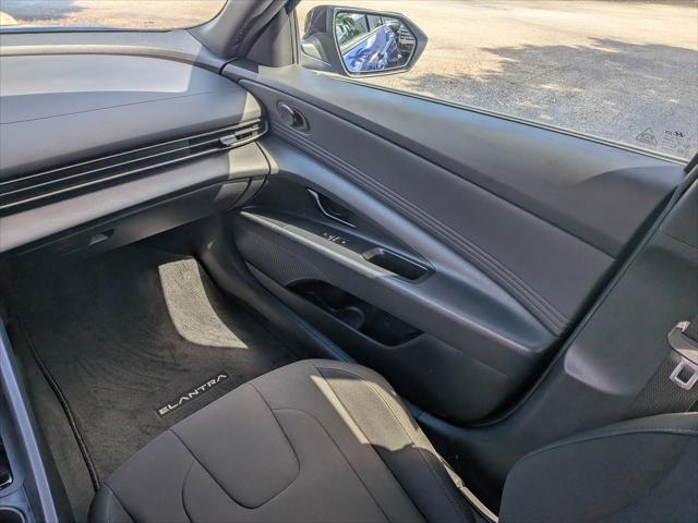 2025 Hyundai Elantra - $19,922
