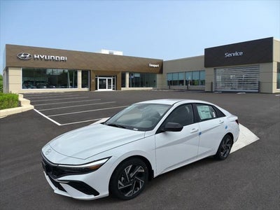 2025 Hyundai Elantra SEL Sport 4DR Sedan