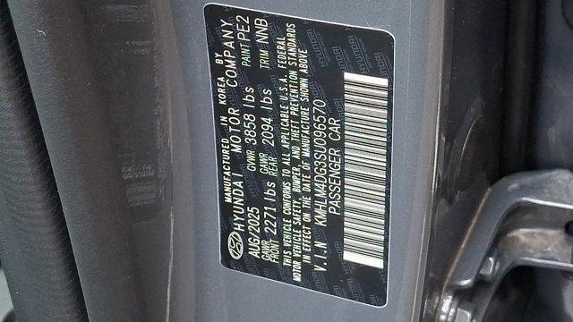 2025 Hyundai ELANTRA SEL Sport