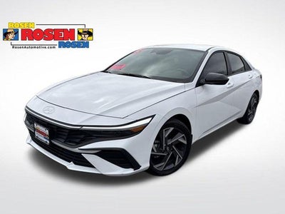 2025 Hyundai Elantra SEL Sport 4DR Sedan