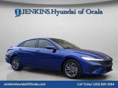Photo of a 2025 Hyundai Elantra SEL Sport 4DR Sedan for sale