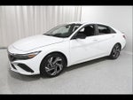 2025 Elantra Thumbnail 3