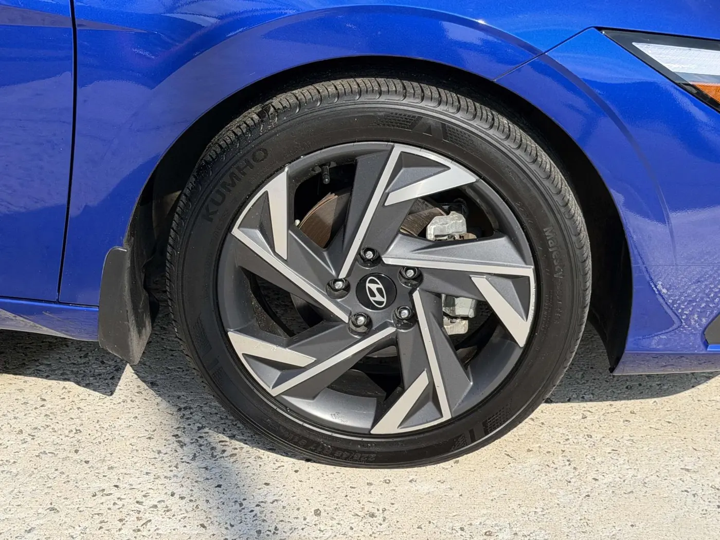 2025 Hyundai Elantra - $20,348
