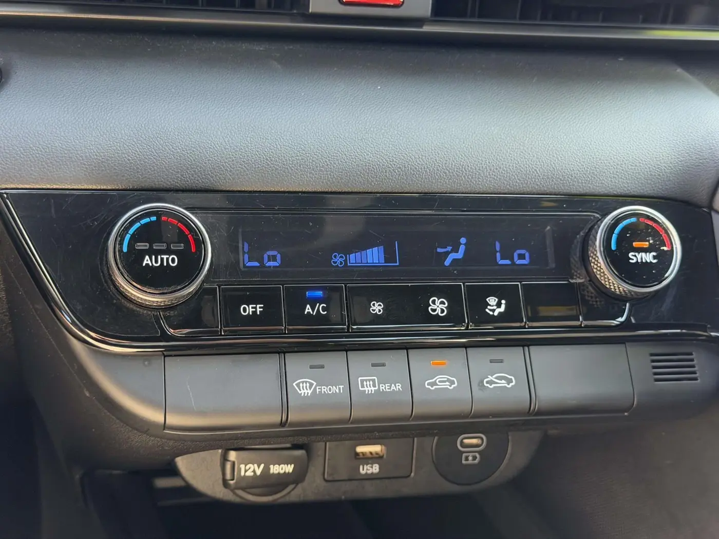 2025 Hyundai Elantra - $20,348