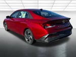 2025 Elantra Thumbnail 11