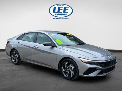 2025 Hyundai Elantra SEL Sport 4DR Sedan