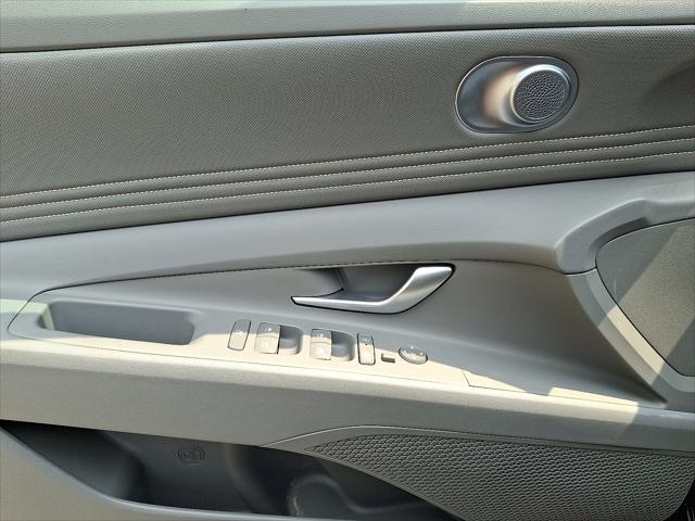 2026 Hyundai Elantra - $19,536