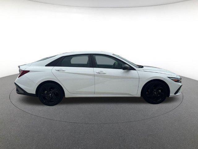 2026 Hyundai Elantra - $22,300